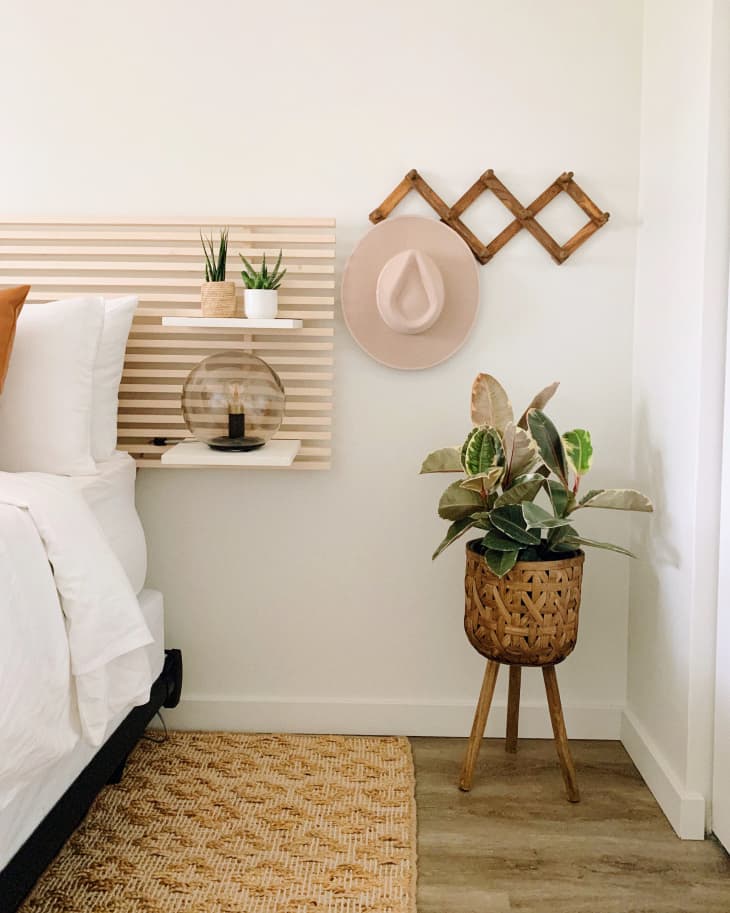 18 Dreamy DIY Headboards From Farmhouse To Minimalist Style   MinimalistHeadboard2